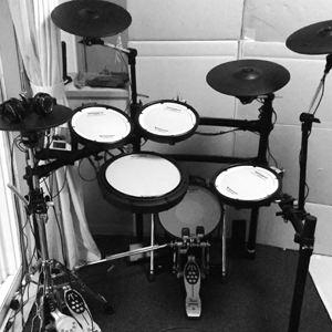 v_drums_01